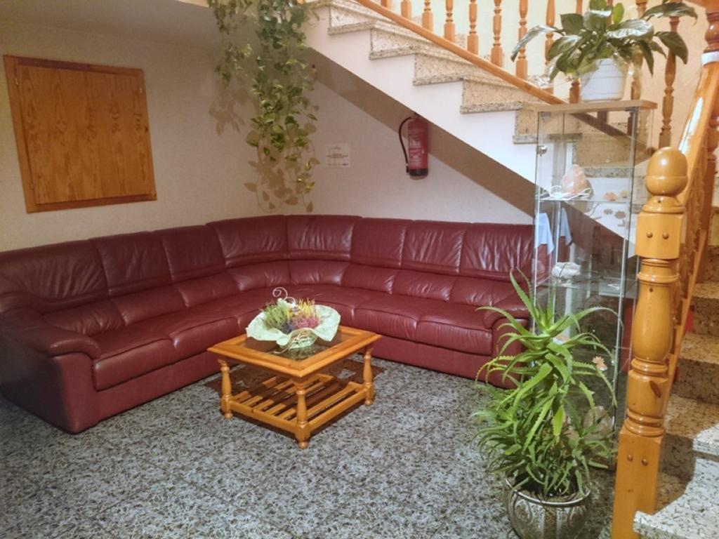 קרדונה Hostal El Violi מראה חיצוני תמונה