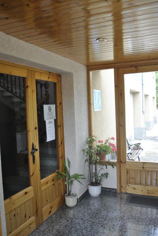 קרדונה Hostal El Violi מראה חיצוני תמונה